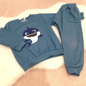Baby Shark 🦈 4T sweater set in blue from Korea